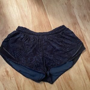Lululemon hotty hot shorts